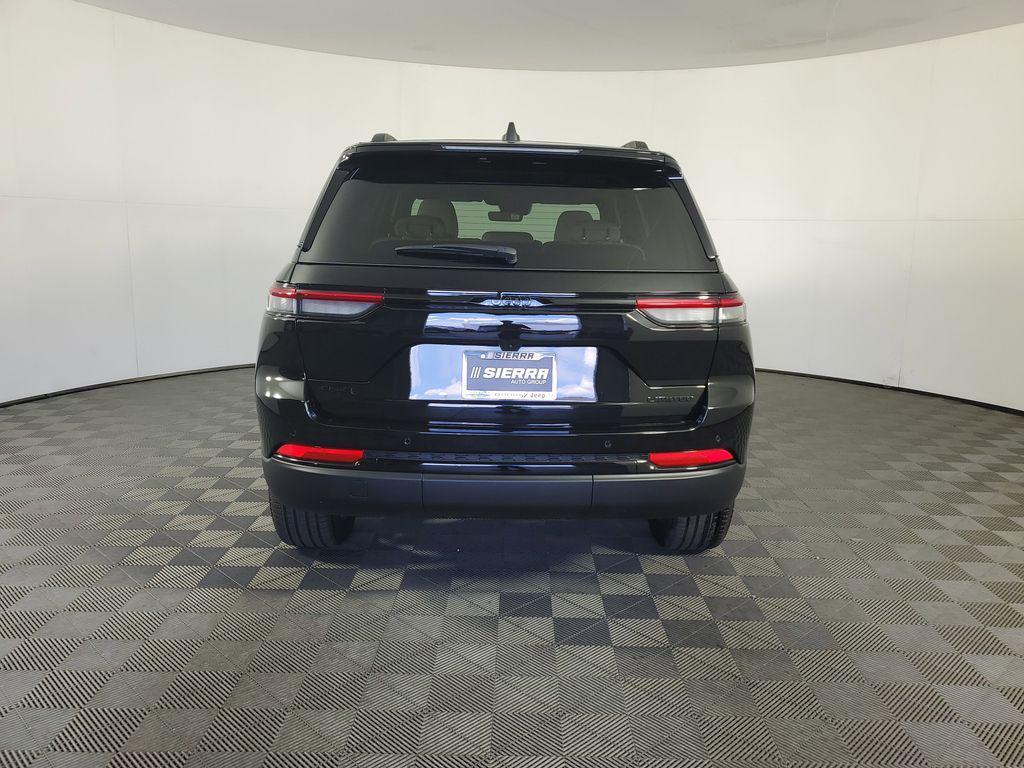 new 2025 Jeep Grand Cherokee car, priced at $48,950