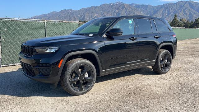 new 2024 Jeep Grand Cherokee car, priced at $47,175