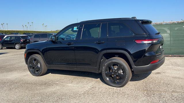 new 2024 Jeep Grand Cherokee car, priced at $47,175