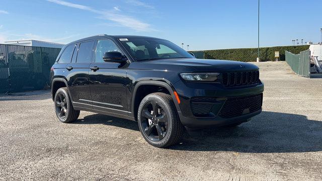 new 2024 Jeep Grand Cherokee car, priced at $47,175