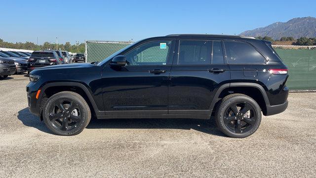 new 2024 Jeep Grand Cherokee car, priced at $47,175