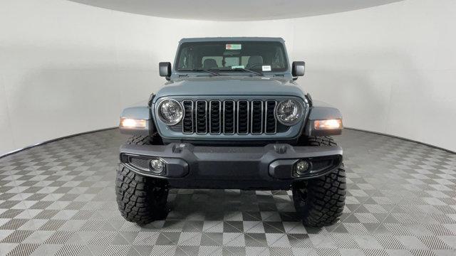 new 2025 Jeep Gladiator car, priced at $43,385