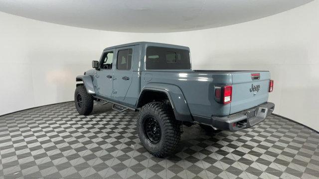 new 2025 Jeep Gladiator car, priced at $43,385