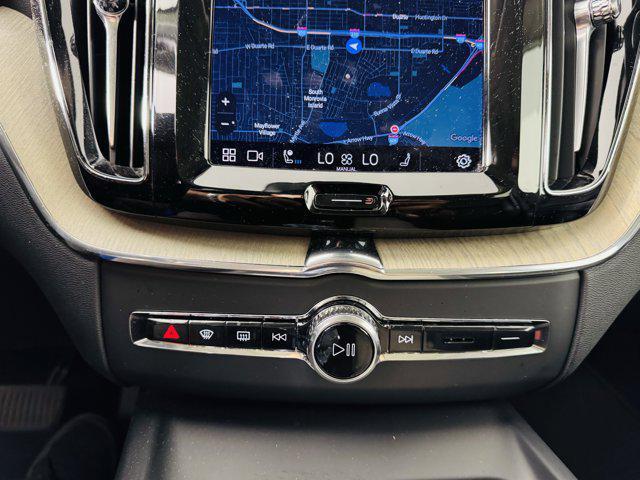 used 2022 Volvo XC60 Recharge Plug-In Hybrid car, priced at $46,797