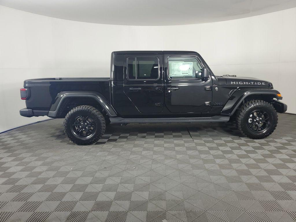 new 2025 Jeep Gladiator car, priced at $45,999