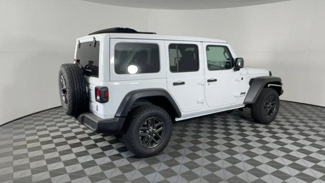 new 2025 Jeep Wrangler car, priced at $48,685