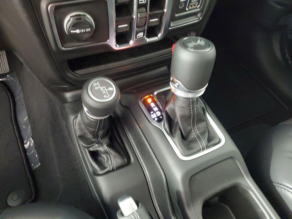 new 2025 Jeep Wrangler car, priced at $53,450