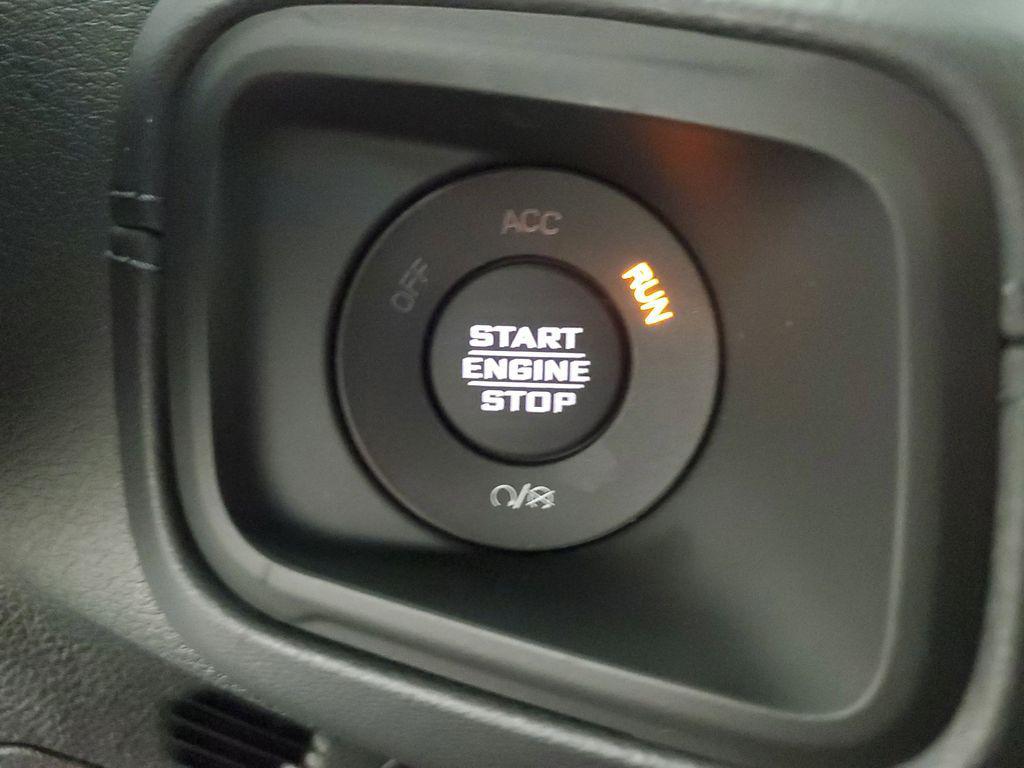 new 2025 Jeep Wrangler car, priced at $53,450