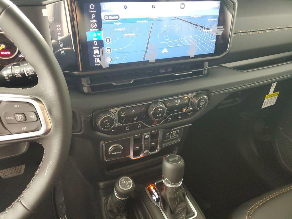 new 2025 Jeep Wrangler car, priced at $53,450