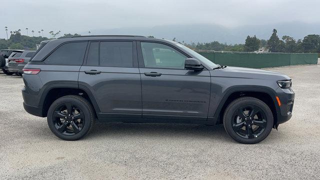 new 2024 Jeep Grand Cherokee car, priced at $50,170