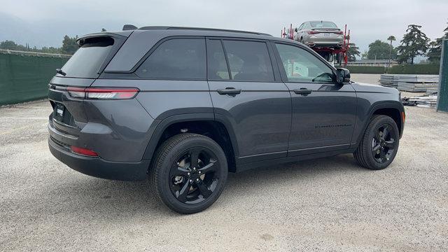 new 2024 Jeep Grand Cherokee car, priced at $50,170