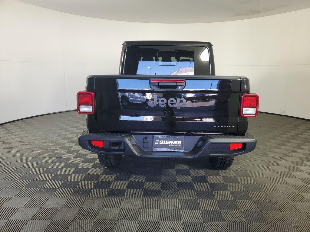 new 2025 Jeep Gladiator car, priced at $44,550