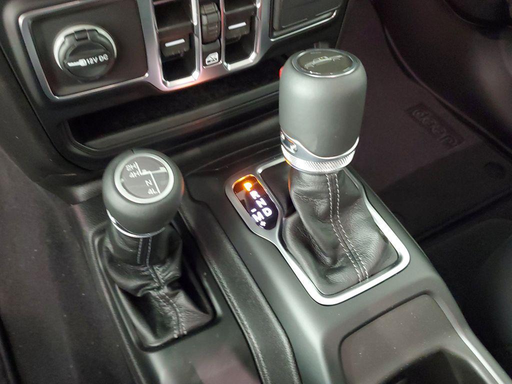 new 2025 Jeep Gladiator car, priced at $44,550