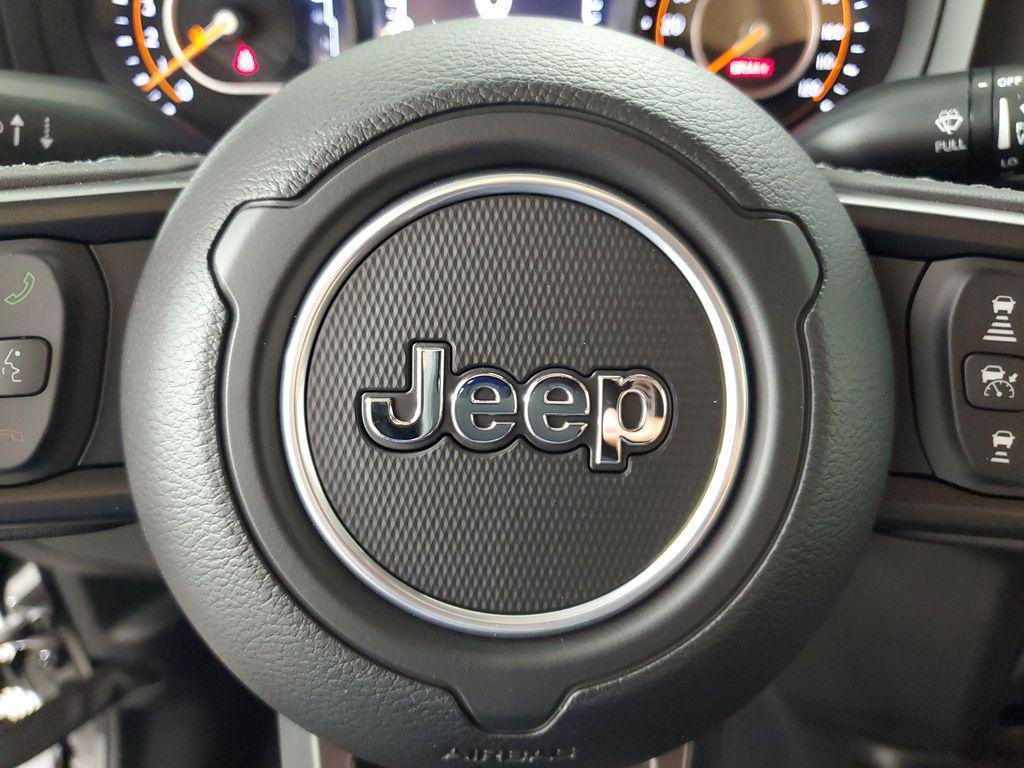 new 2025 Jeep Gladiator car, priced at $44,550