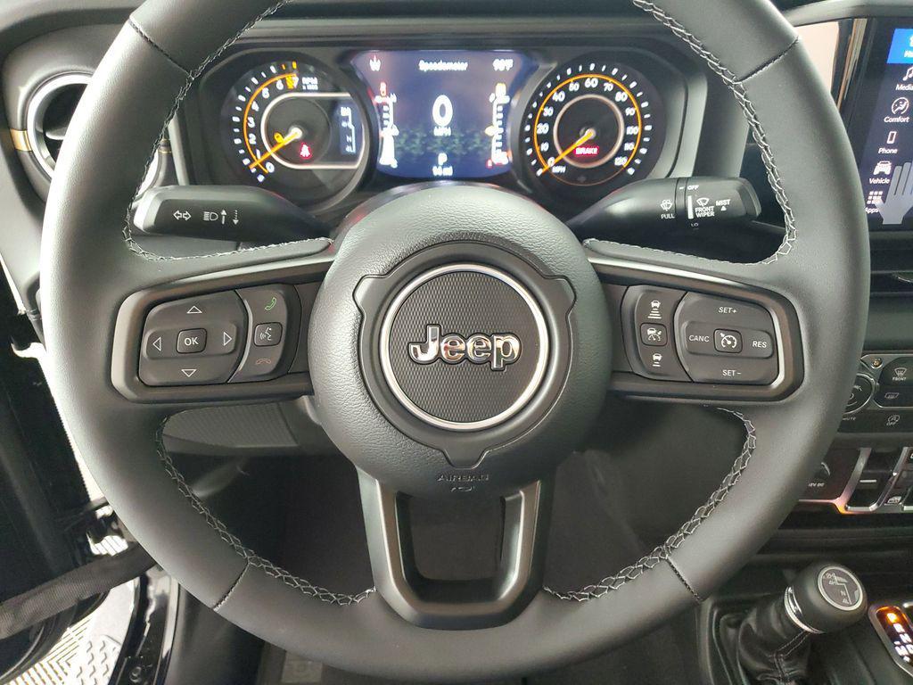new 2025 Jeep Gladiator car, priced at $44,550
