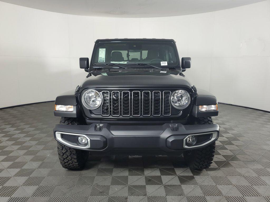 new 2025 Jeep Gladiator car, priced at $44,550