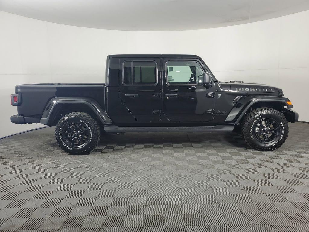 new 2025 Jeep Gladiator car, priced at $44,550