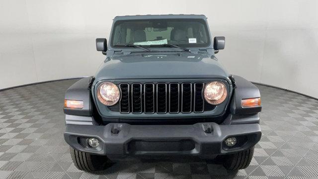 new 2025 Jeep Wrangler car, priced at $47,080