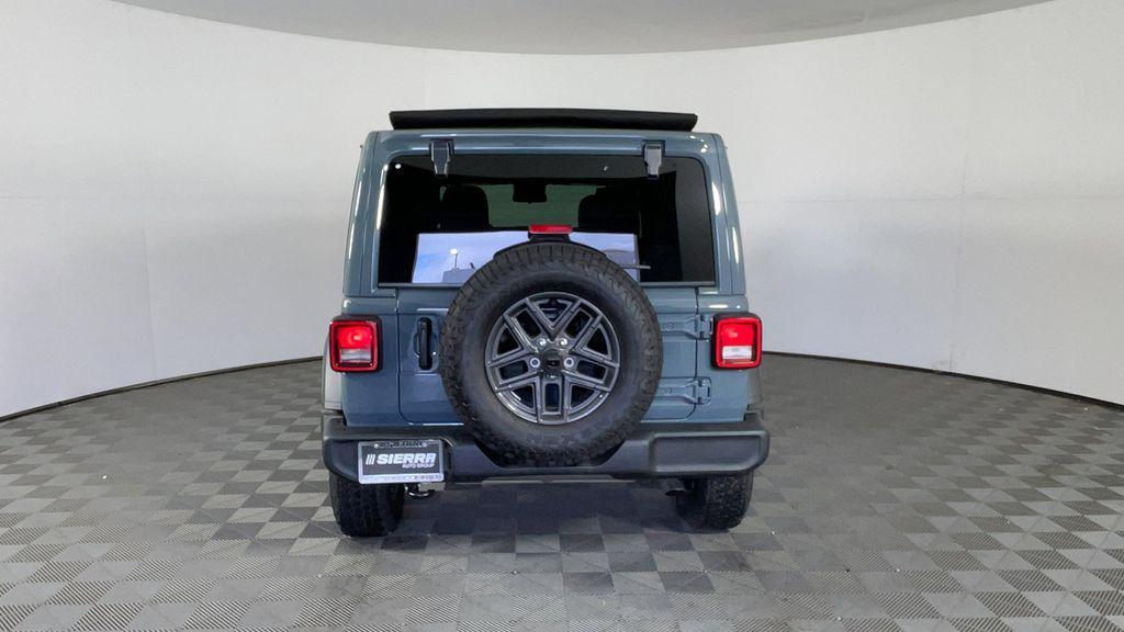 new 2025 Jeep Wrangler car, priced at $40,950