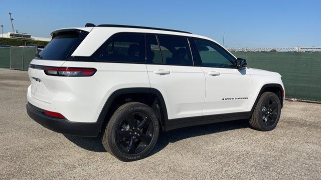 new 2024 Jeep Grand Cherokee car, priced at $46,580