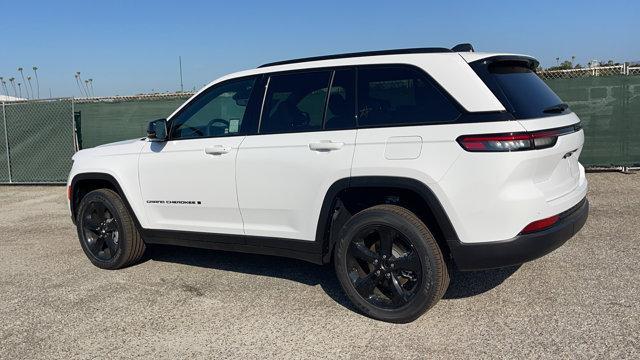 new 2024 Jeep Grand Cherokee car, priced at $46,580