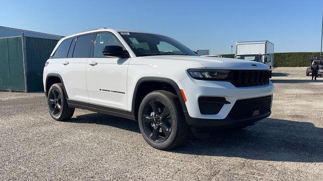 new 2024 Jeep Grand Cherokee car, priced at $46,580