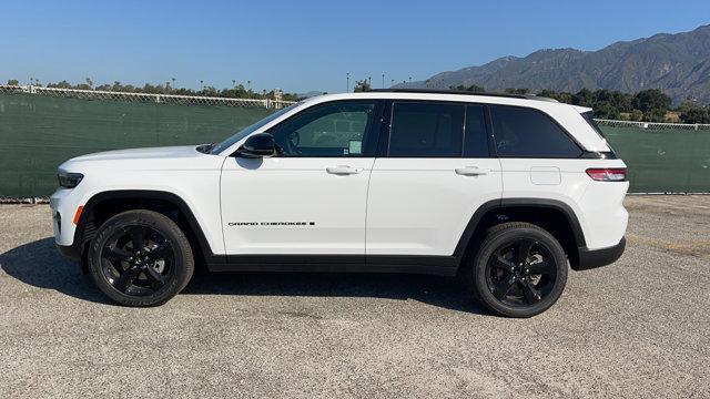 new 2024 Jeep Grand Cherokee car, priced at $46,580