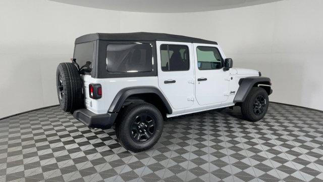 new 2025 Jeep Wrangler car, priced at $41,685
