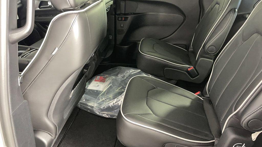 new 2025 Chrysler Pacifica car, priced at $47,750