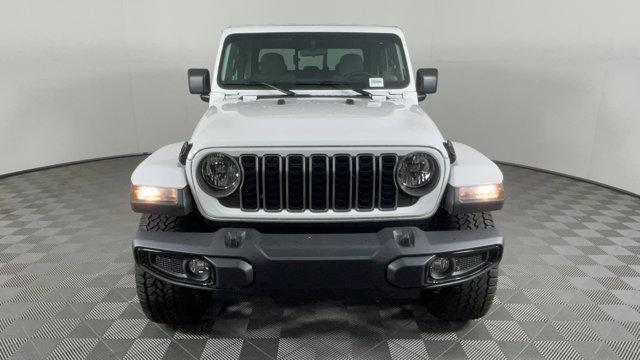 new 2025 Jeep Gladiator car, priced at $42,790