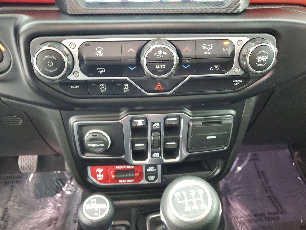 used 2022 Jeep Wrangler Unlimited car, priced at $34,300