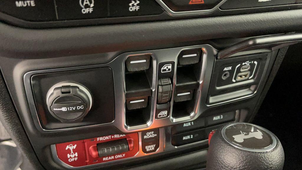 new 2025 Jeep Wrangler car, priced at $48,850