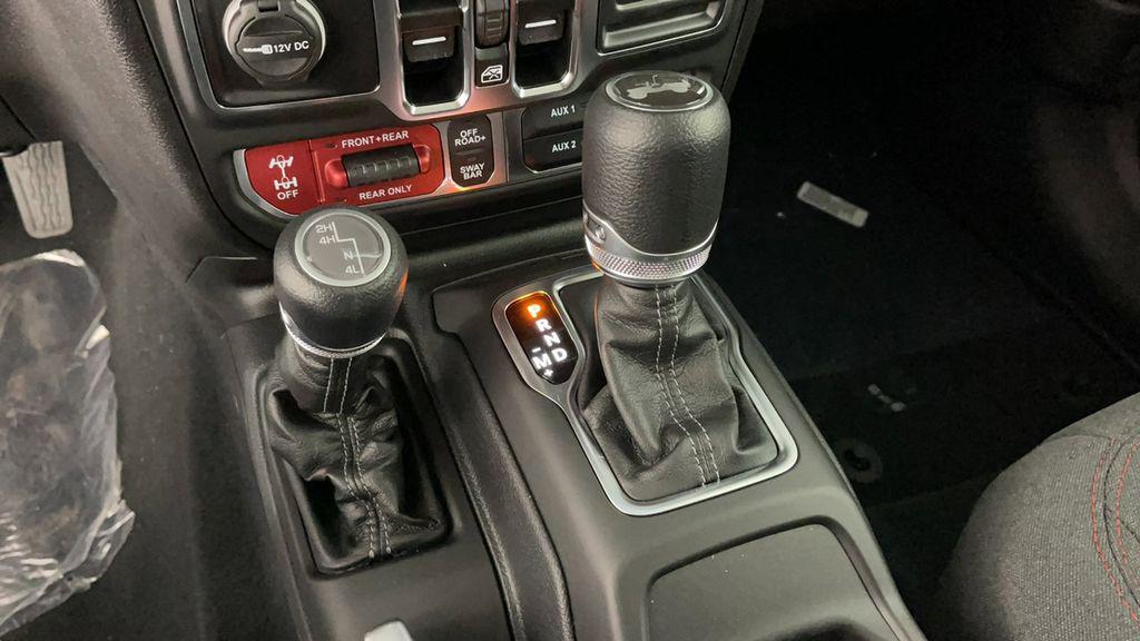 new 2025 Jeep Wrangler car, priced at $48,850