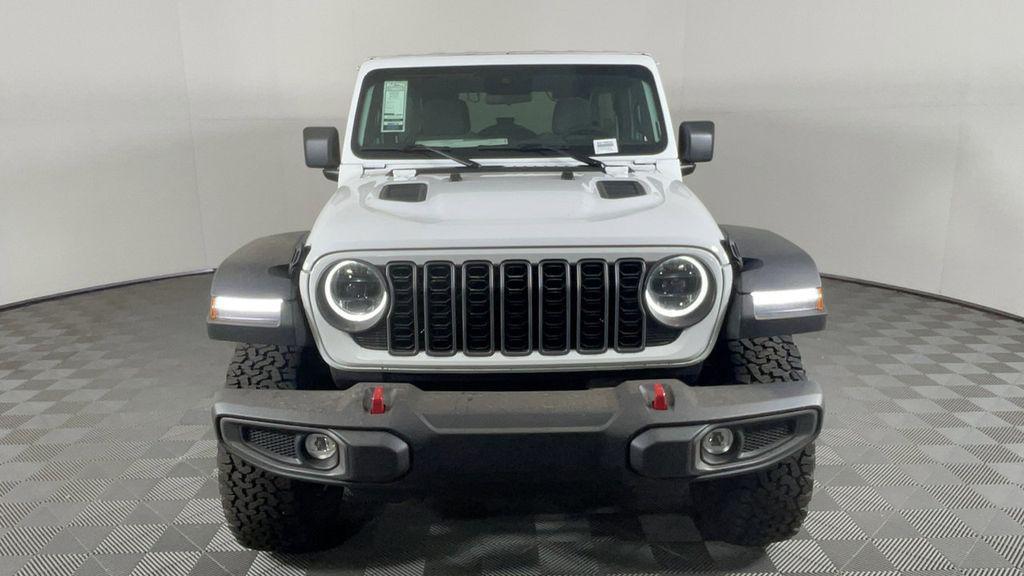 new 2025 Jeep Wrangler car, priced at $48,850