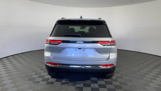 new 2025 Jeep Grand Cherokee car, priced at $40,175