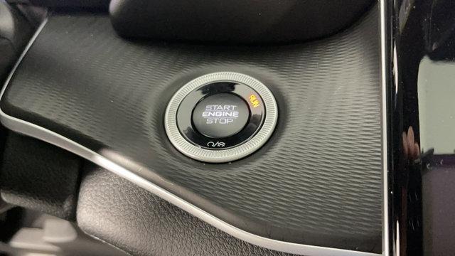 new 2025 Jeep Grand Cherokee car, priced at $40,175