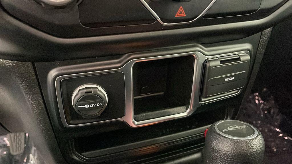 used 2021 Jeep Gladiator car, priced at $25,900