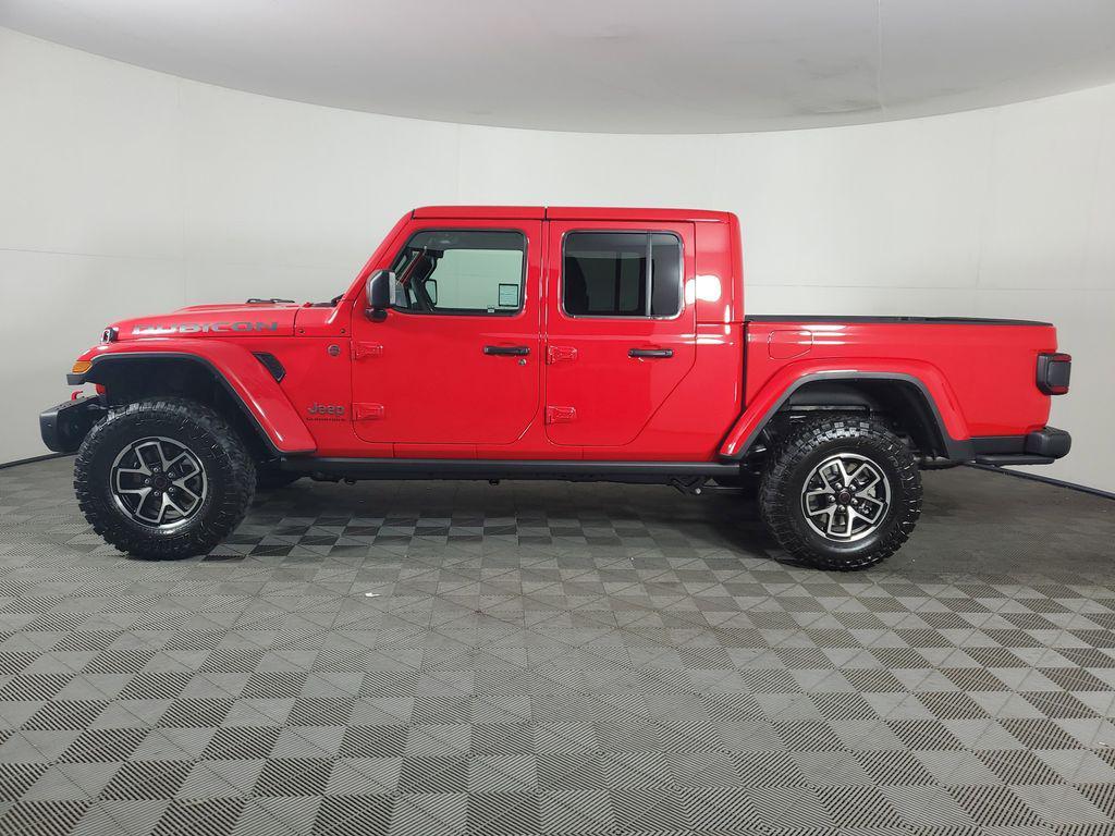 new 2025 Jeep Gladiator car, priced at $59,240