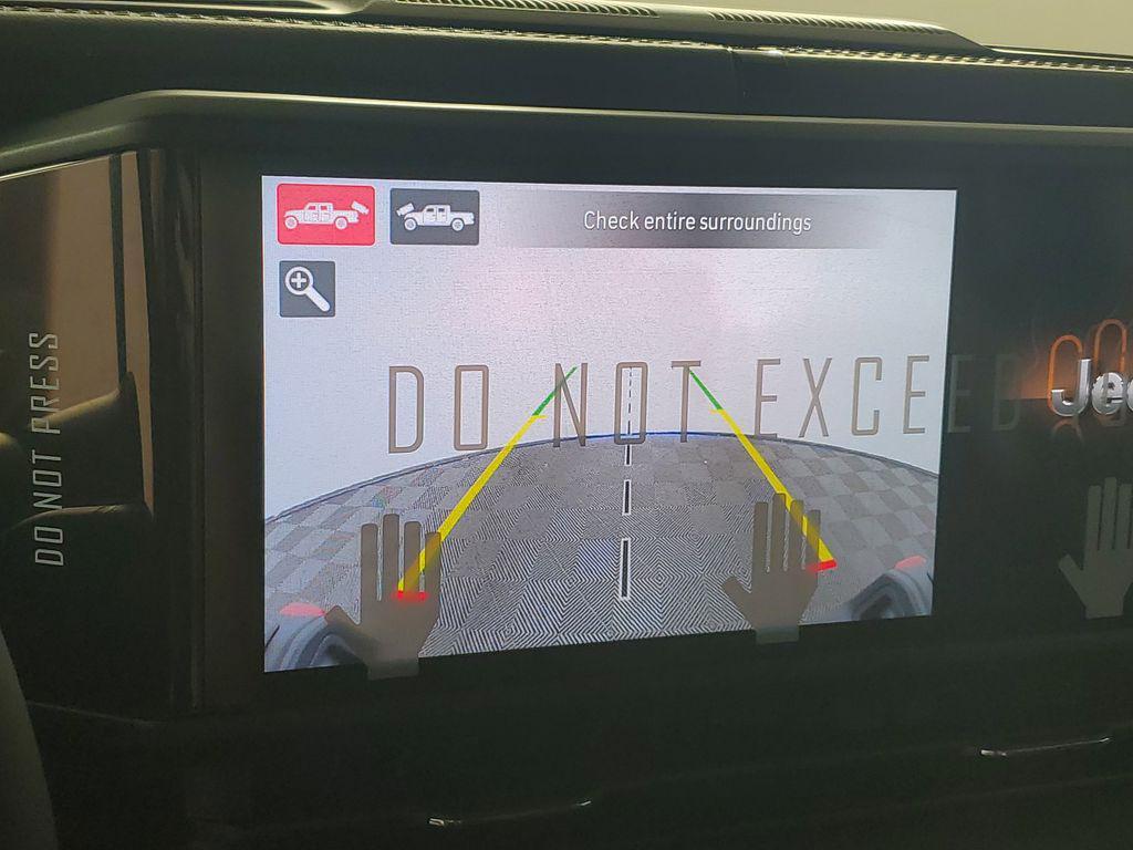 new 2025 Jeep Gladiator car, priced at $59,240