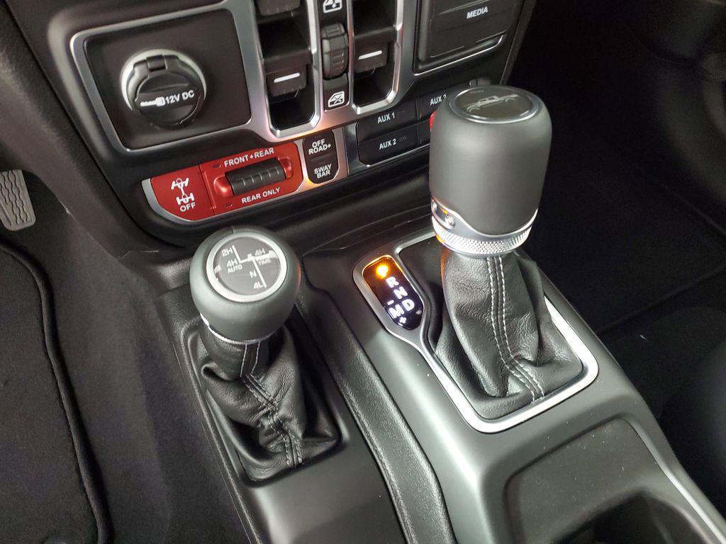 new 2025 Jeep Gladiator car, priced at $59,240