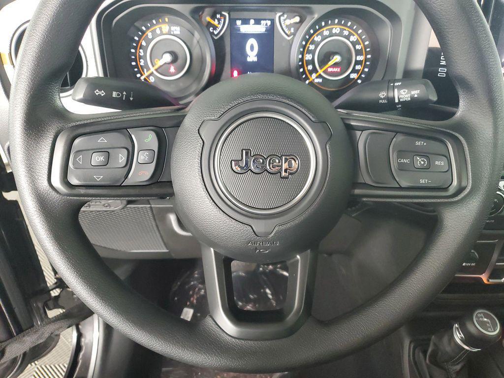 new 2026 Jeep Gladiator car, priced at $45,095