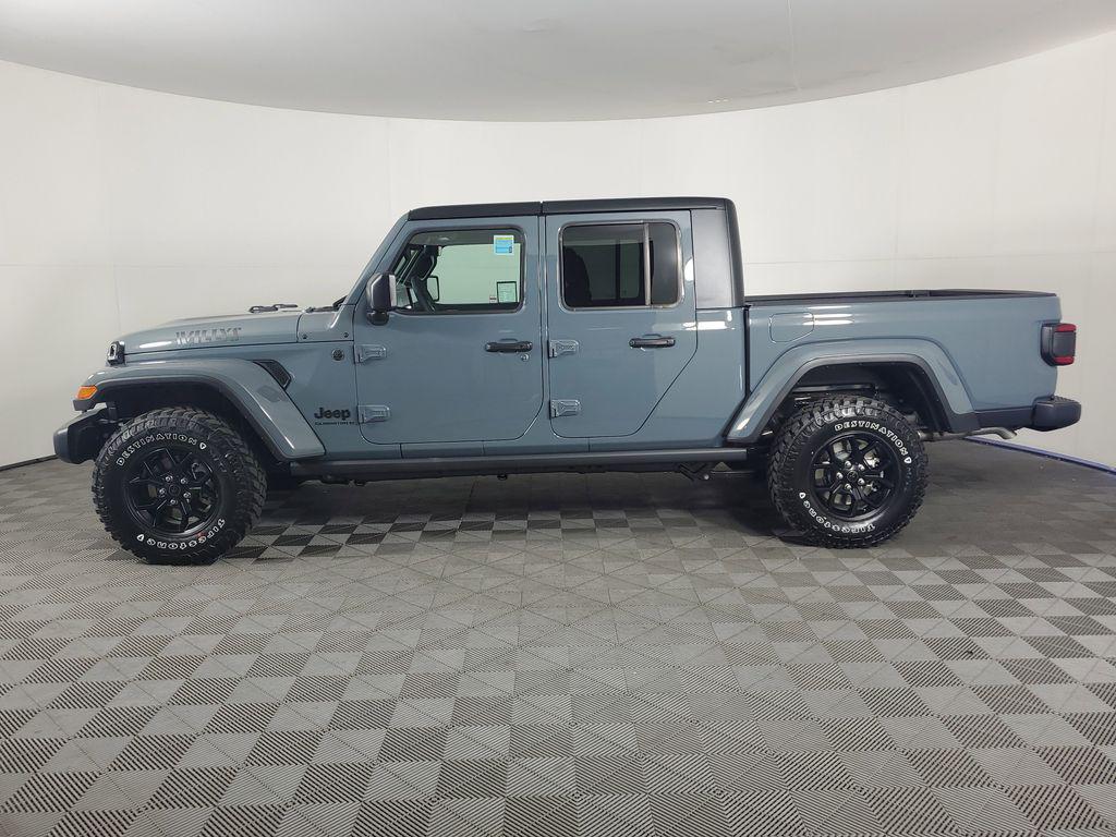 new 2025 Jeep Gladiator car, priced at $45,245