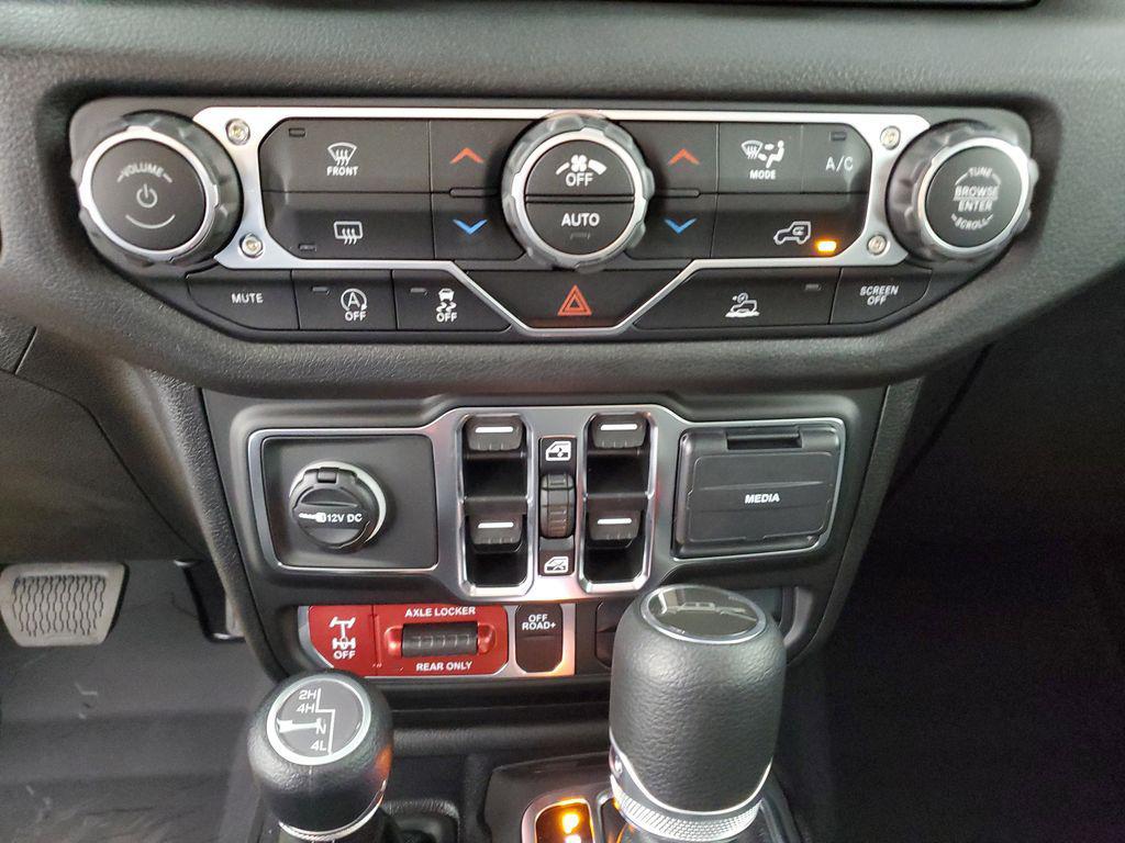 new 2025 Jeep Gladiator car, priced at $45,245