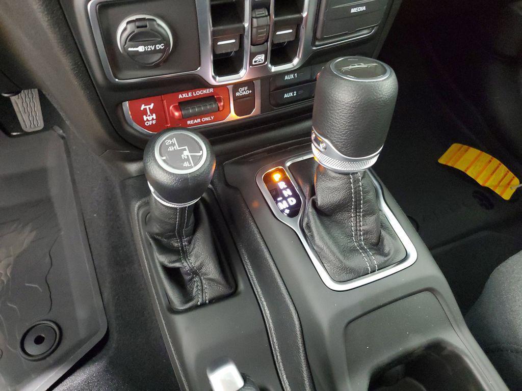 new 2025 Jeep Gladiator car, priced at $45,245
