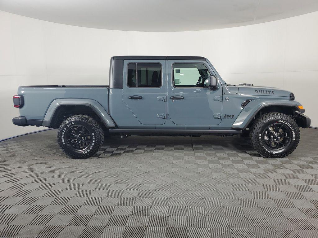 new 2025 Jeep Gladiator car, priced at $45,245