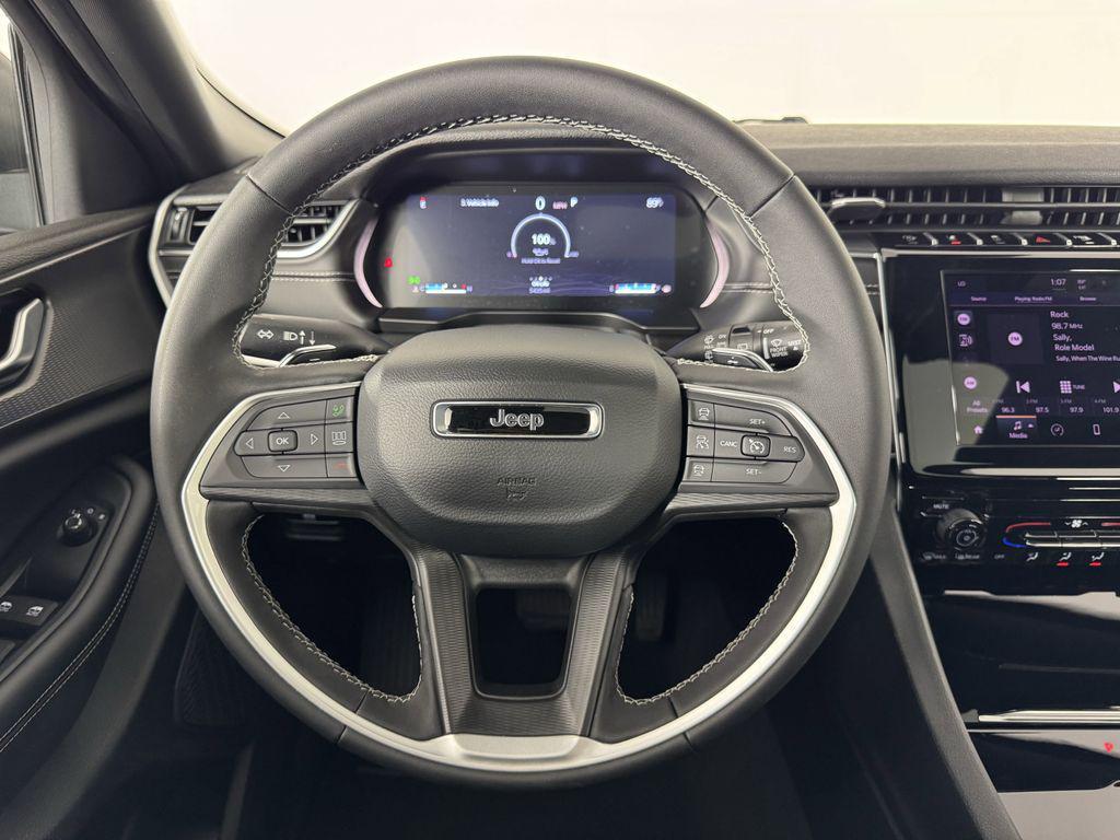 used 2025 Jeep Grand Cherokee car, priced at $30,350