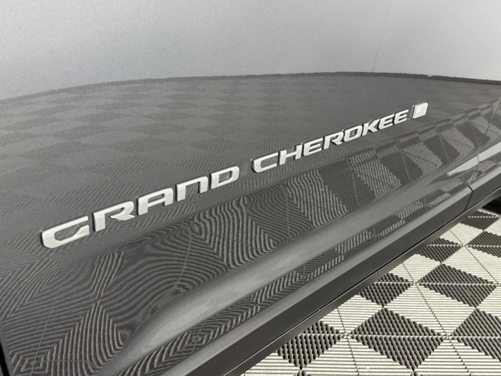 used 2025 Jeep Grand Cherokee car, priced at $30,350