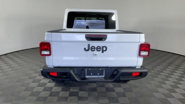 new 2025 Jeep Gladiator car, priced at $42,790