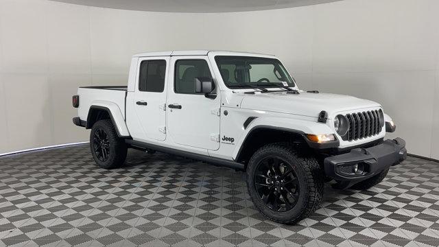 new 2025 Jeep Gladiator car, priced at $42,790