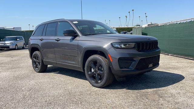 new 2024 Jeep Grand Cherokee car, priced at $47,175